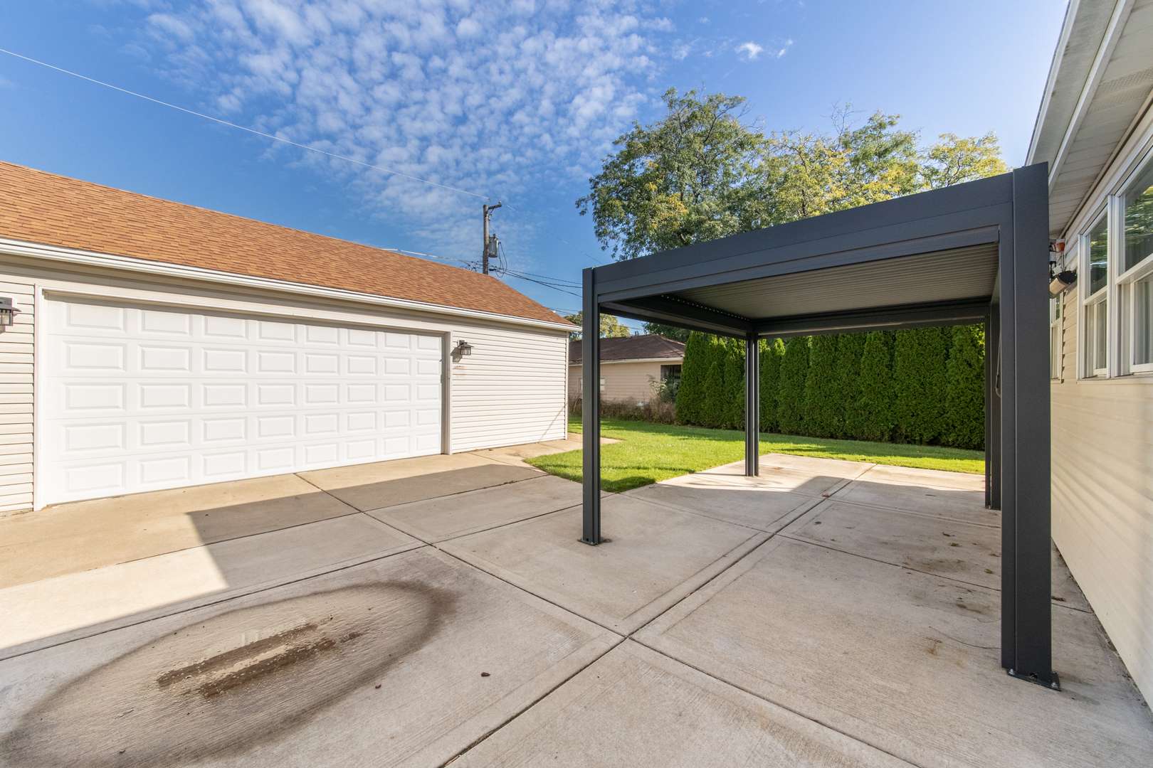7018 W Birchwood AVE, Niles, IL 60714