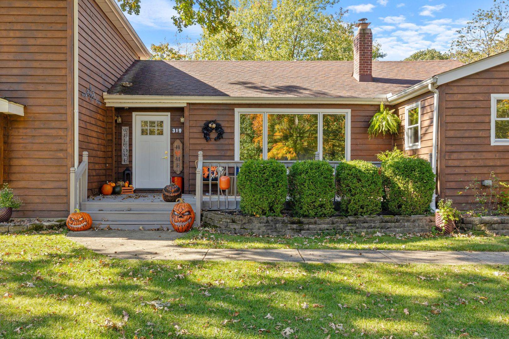 319 W Circle DR, New Lenox, IL 60451