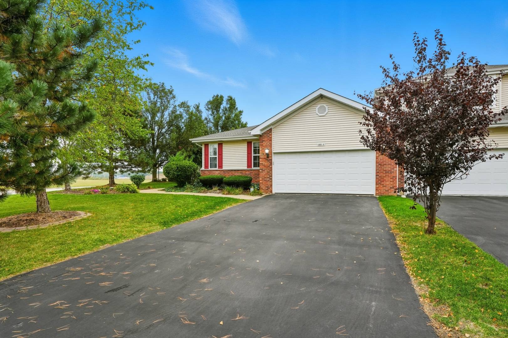 5601 W Sutton PL #A, Monee, IL 60449