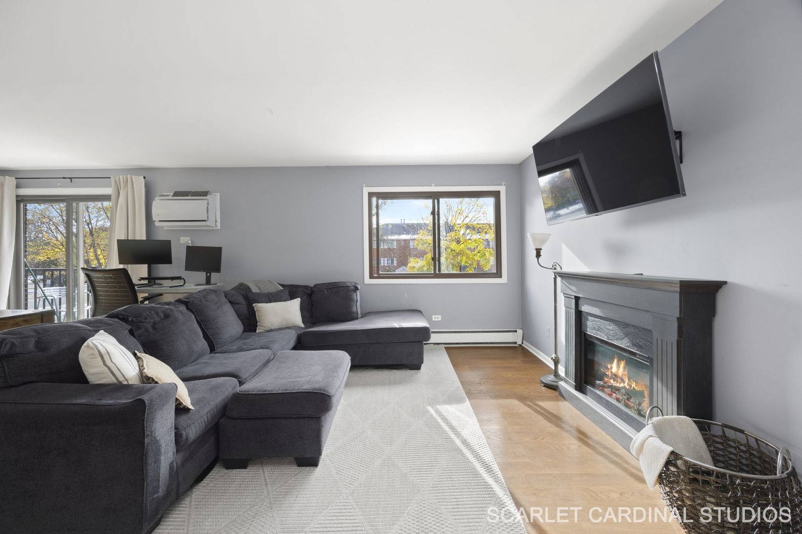 1240 S Lorraine RD #2b, Wheaton, IL 60189