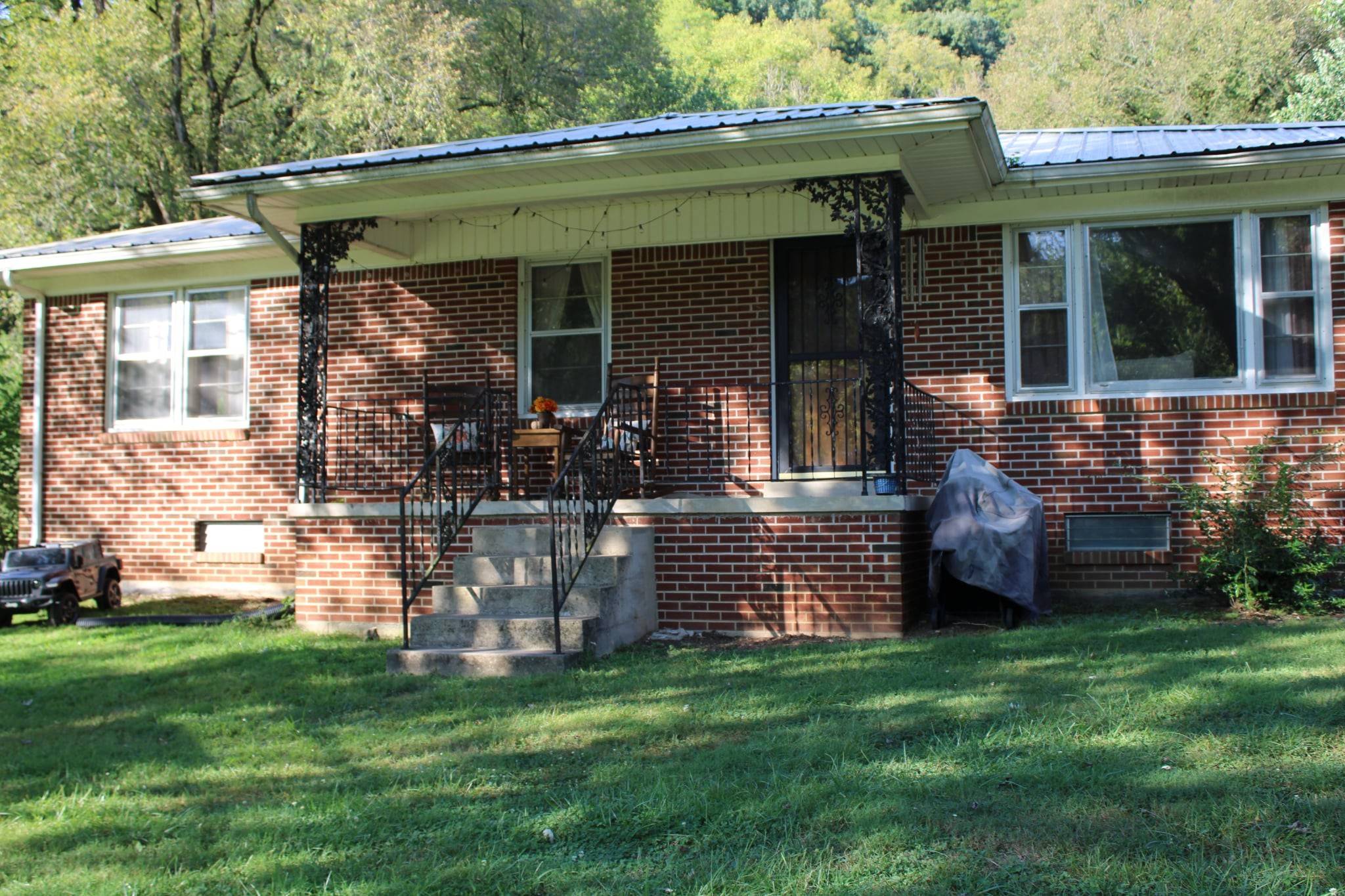 202 Maggart Rd, Elmwood, TN 38560