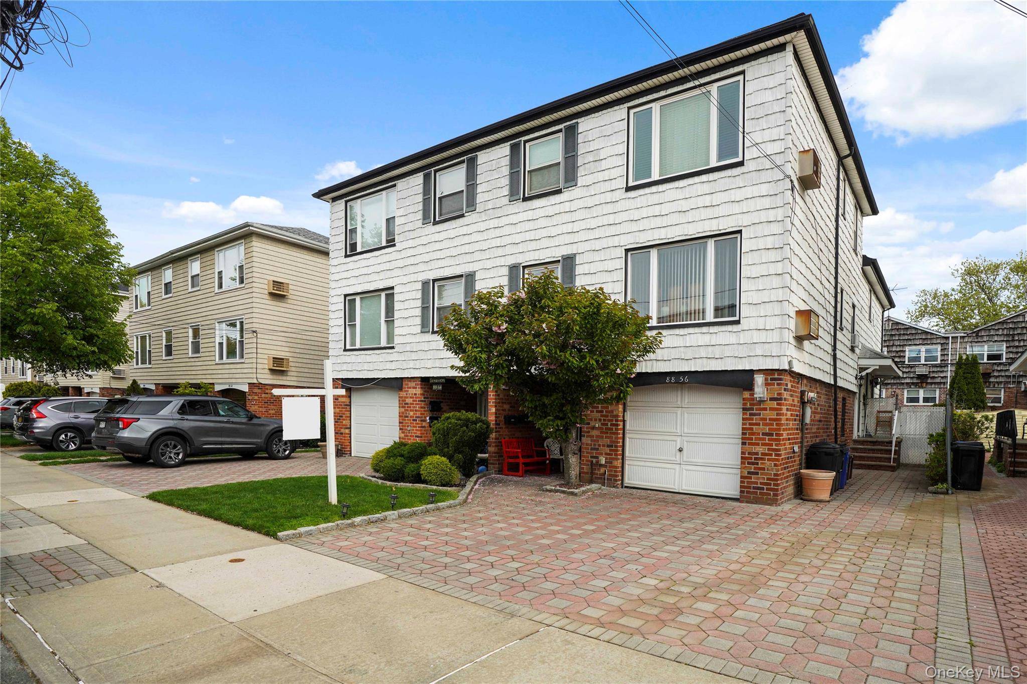 88-58 Aubrey AVE, Glendale, NY 11385