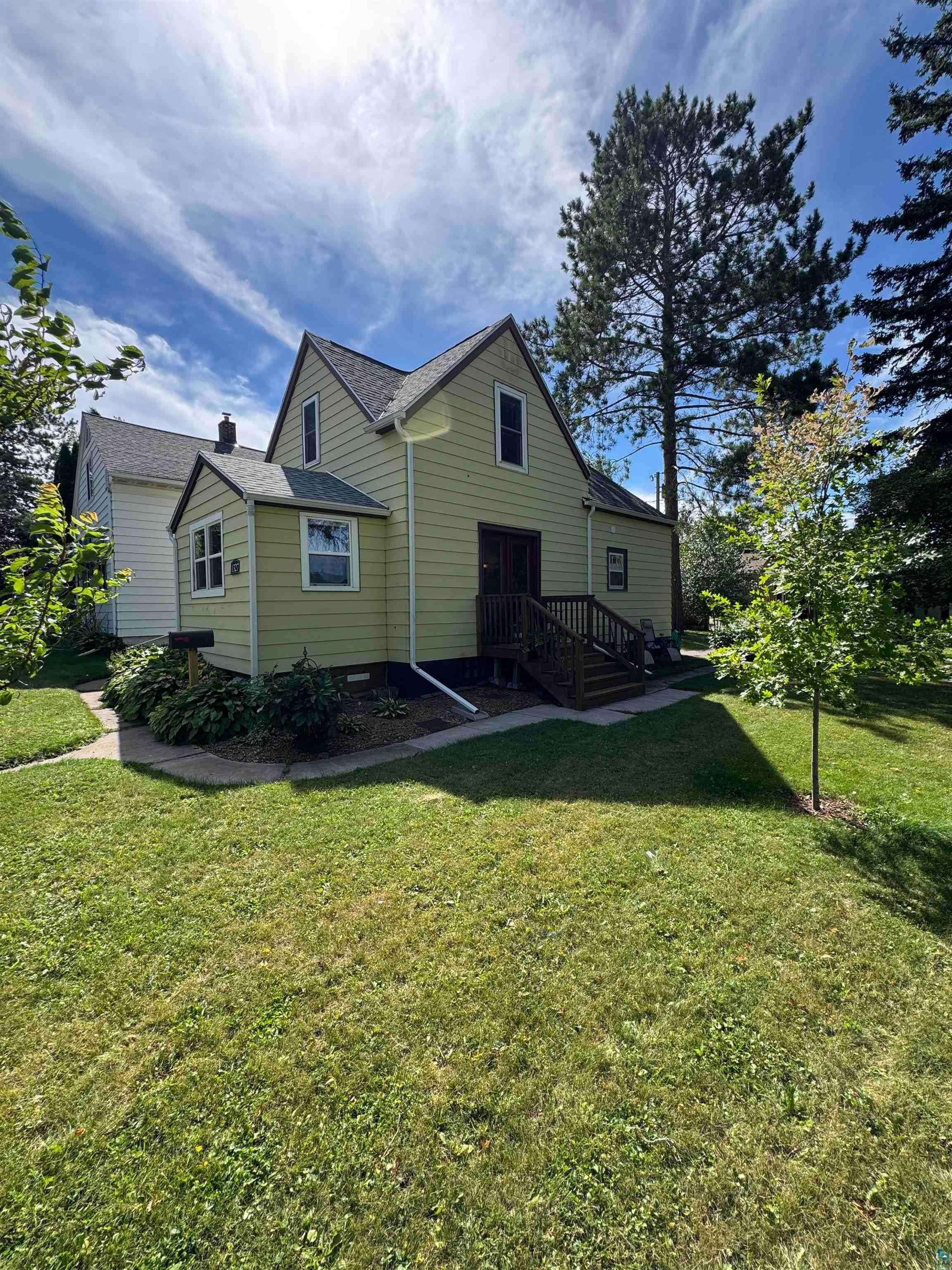 1327 104th Ave W, Duluth, MN 55808