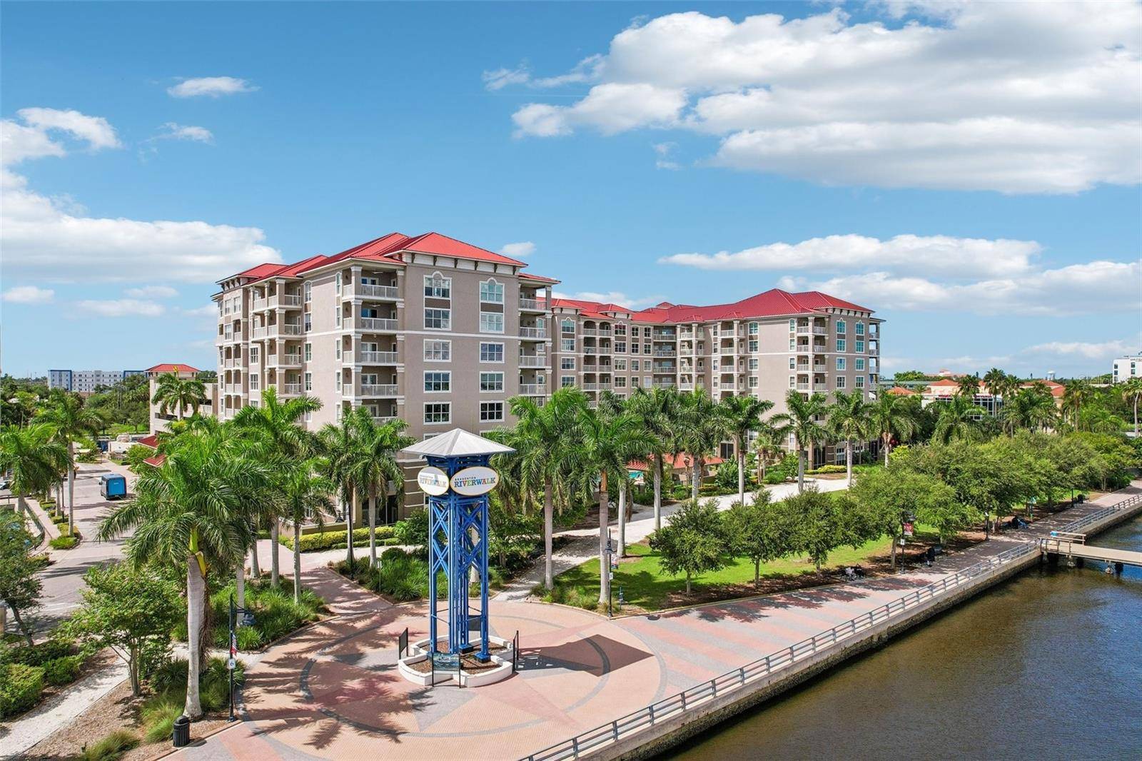 808 3RD AVE W #809, Bradenton, FL 34205