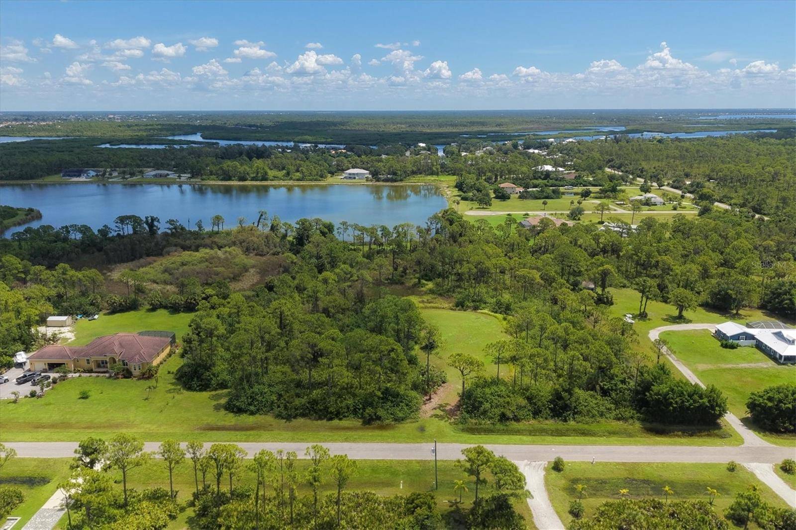 9008 FALCON CT, Venice, FL 34293