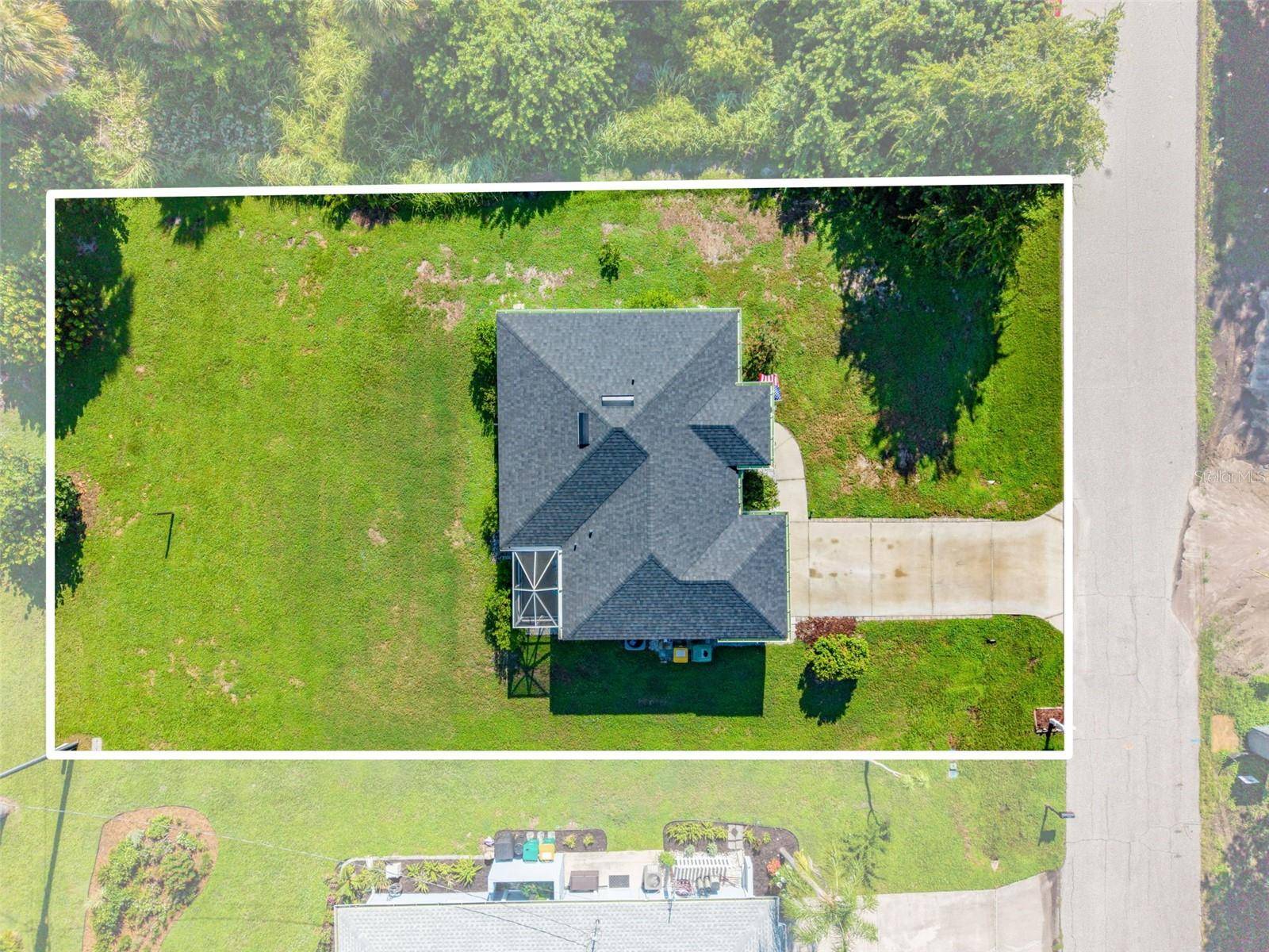 10100 AMELIA AVE, Englewood, FL 34224