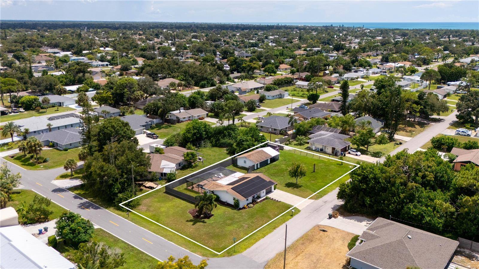 751 NANTUCKET RD, Venice, FL 34293