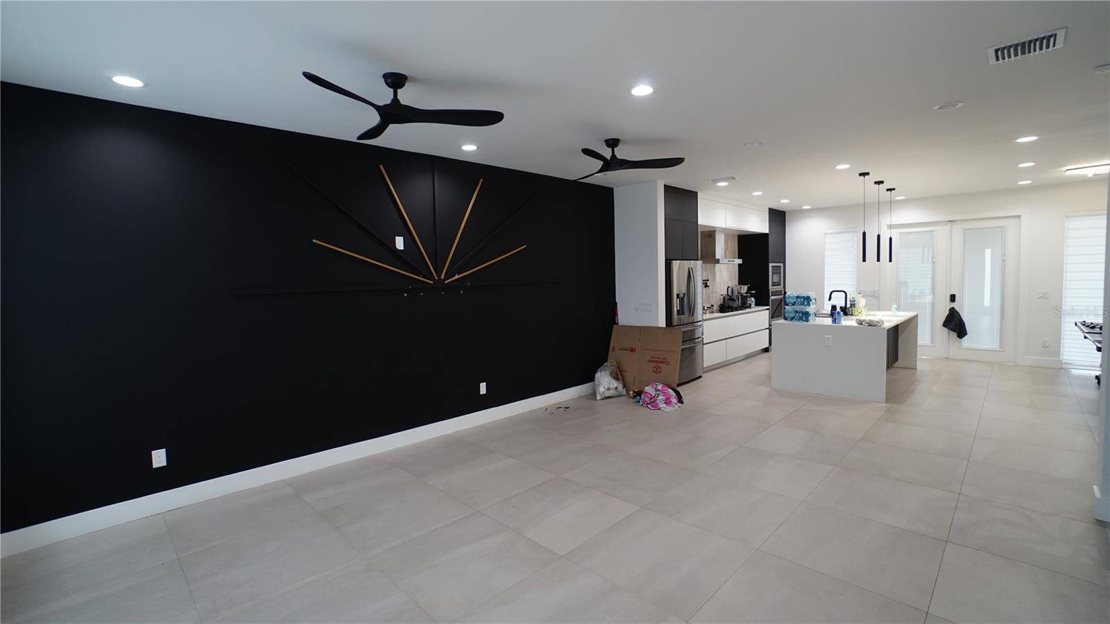 3213 W ABDELLA ST, Tampa, FL 33607
