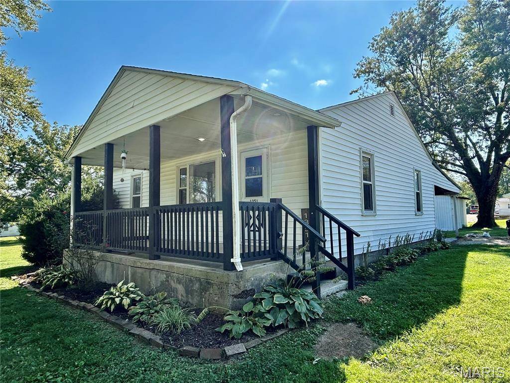 1351 Mulberry ST, Bismarck, MO 63624