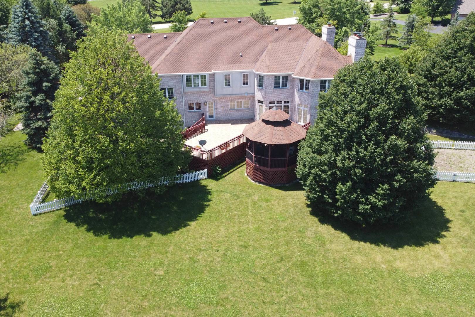 36625 N Kimberwick LN, Wadsworth, IL 60083