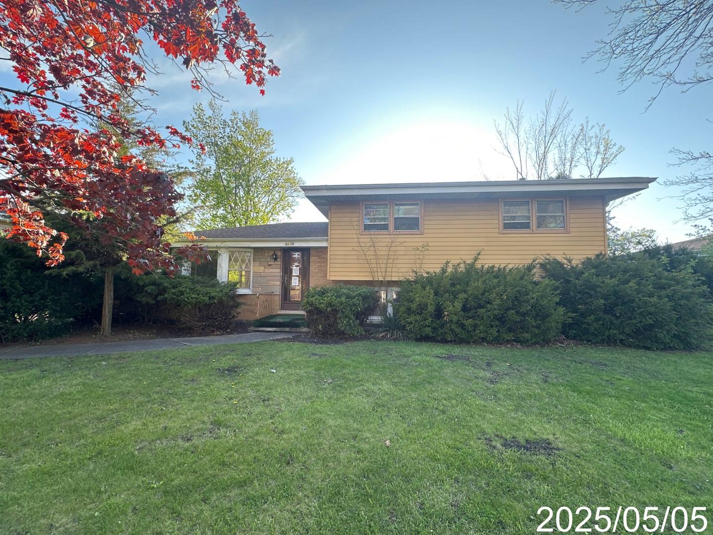 9276 N Western AVE, Des Plaines, IL 60016