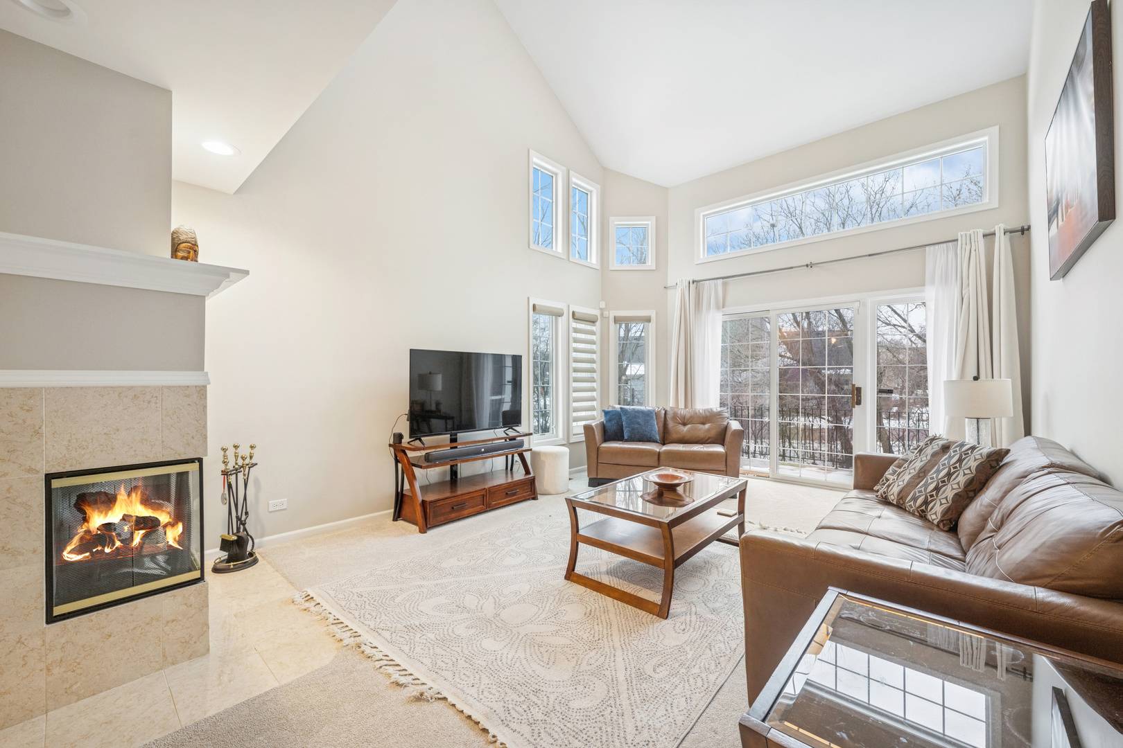 1053 N Glenview CT, Palatine, IL 60067