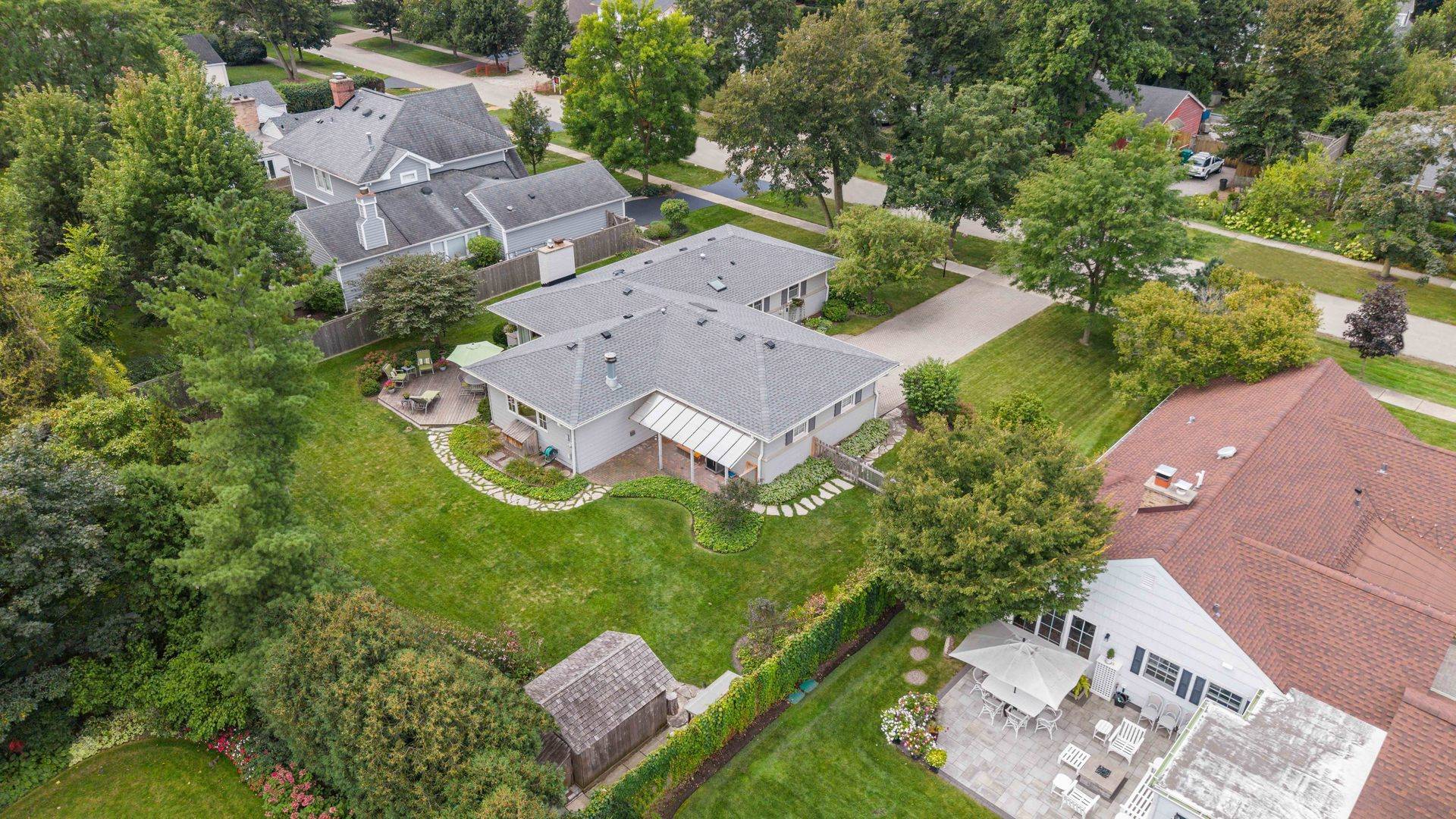 275 Ingram ST, Northfield, IL 60093