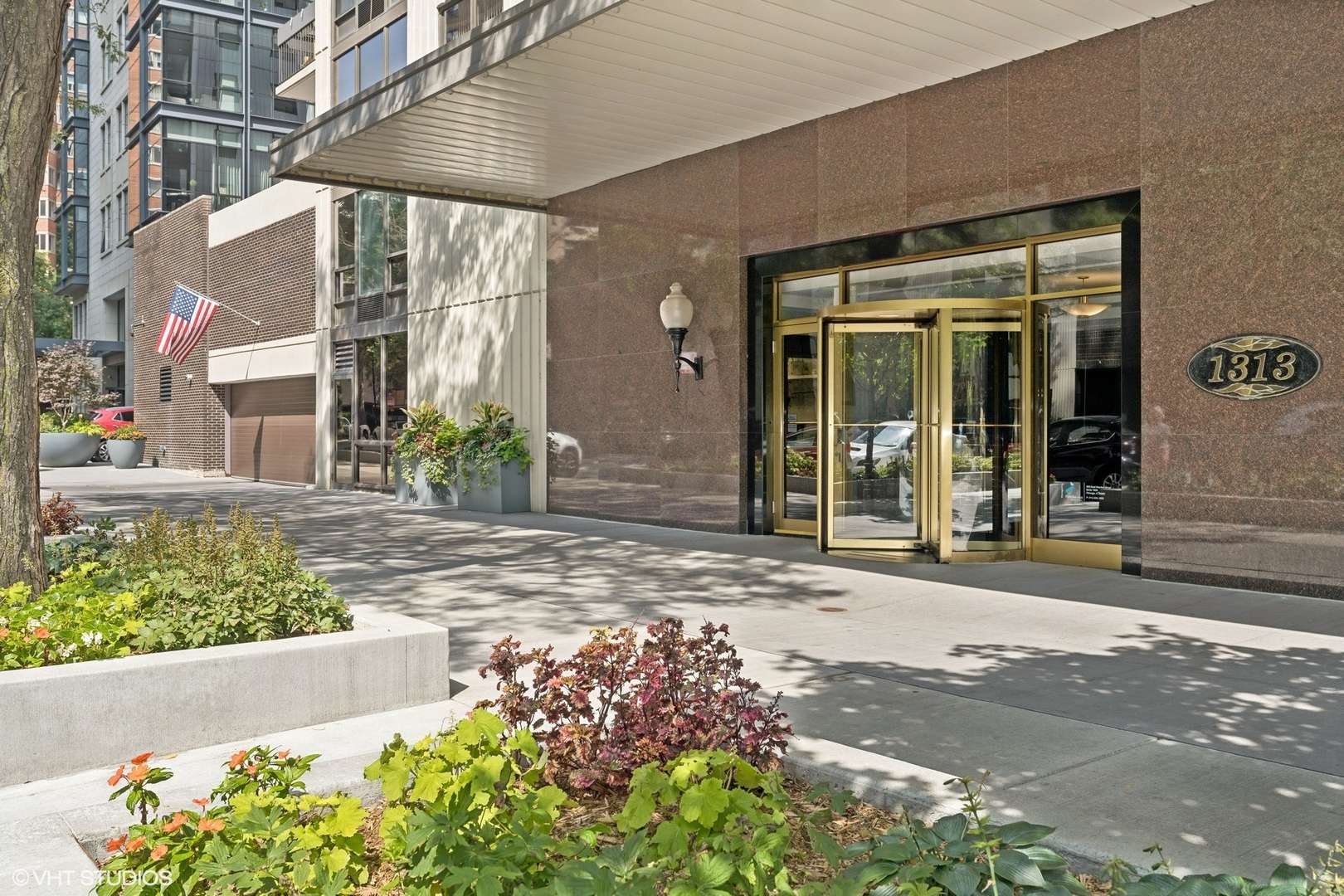 1313 N RITCHIE CT #2401, Chicago, IL 60610