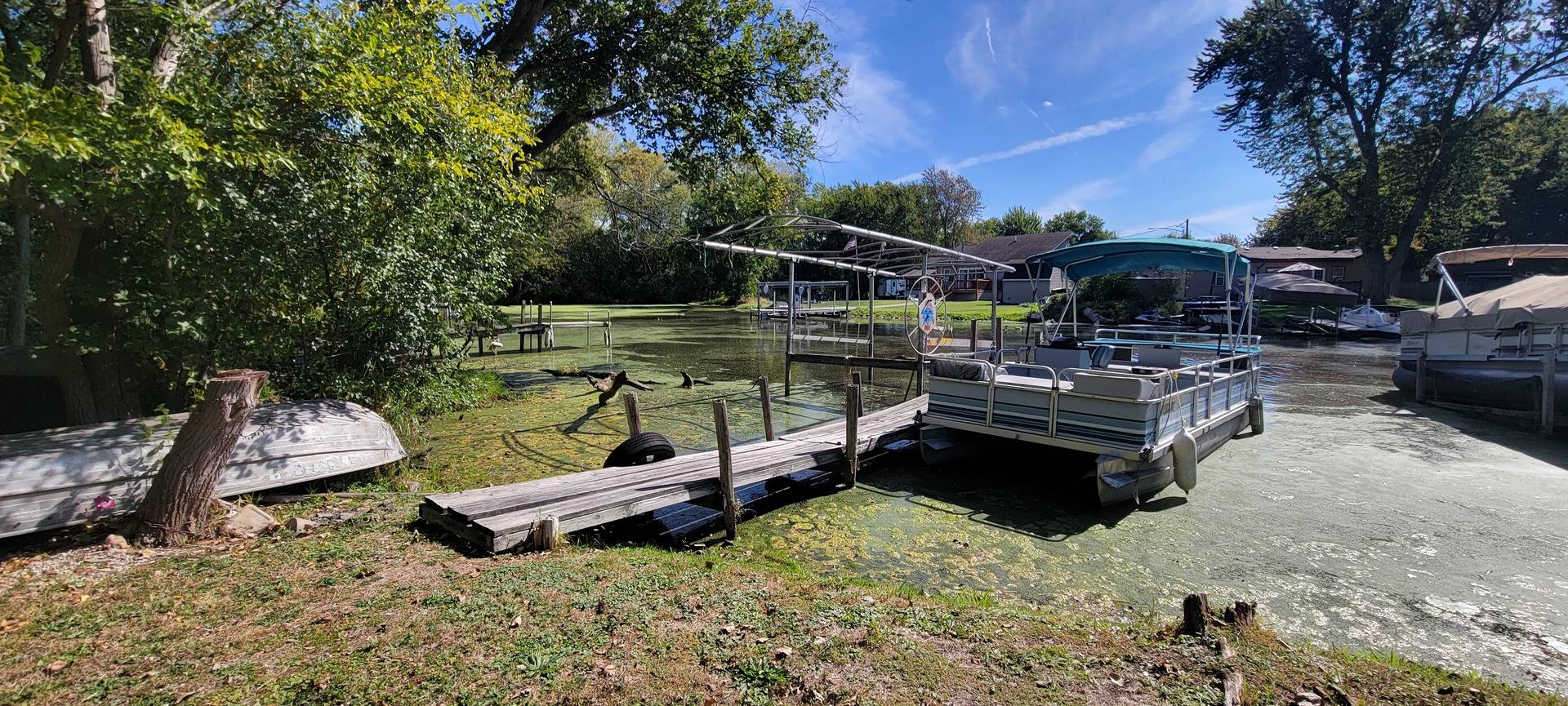 411 Kings RD, Fox Lake, IL 60020