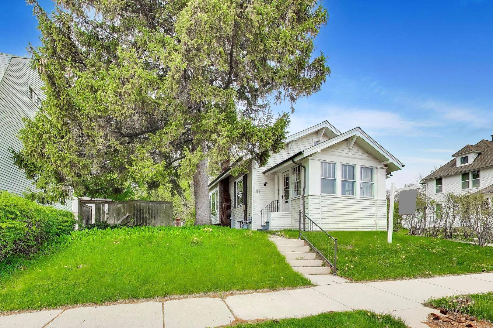 114 Applebee ST, Barrington, IL 60010