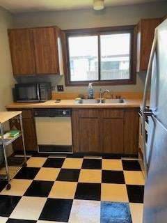 1012 E Glavin CT #2A, Palatine, IL 60074