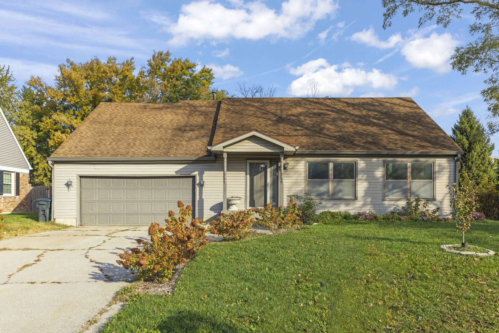 39 Hereford DR, Crete, IL 60417