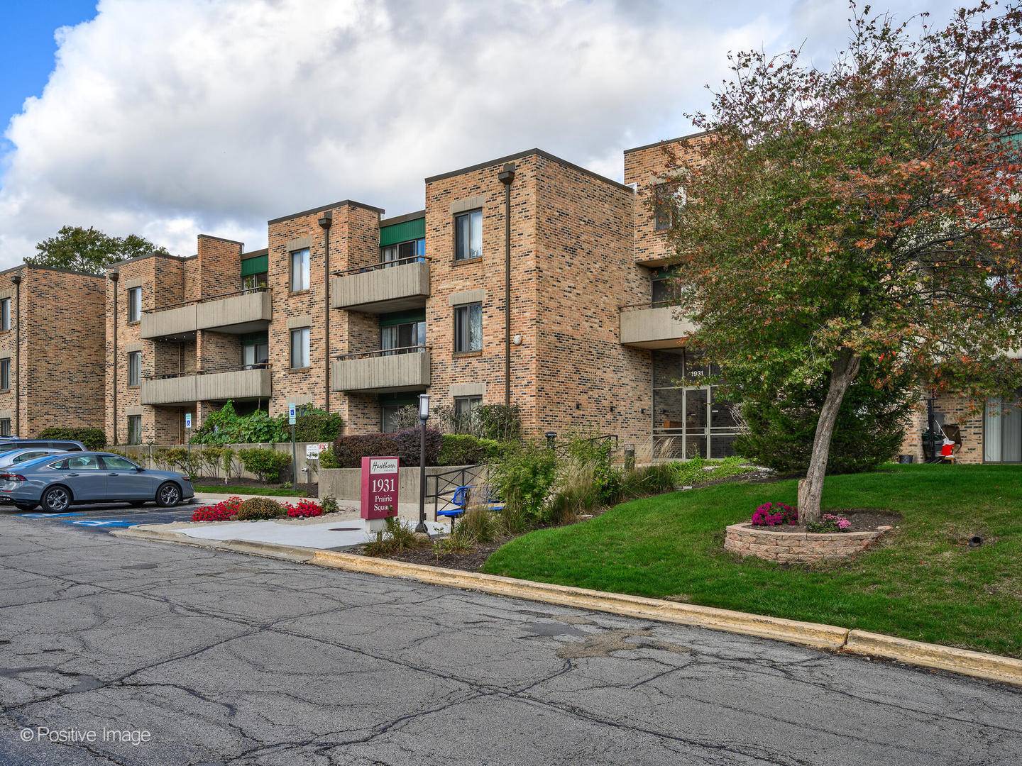 1931 Prairie SQ #311, Schaumburg, IL 60173