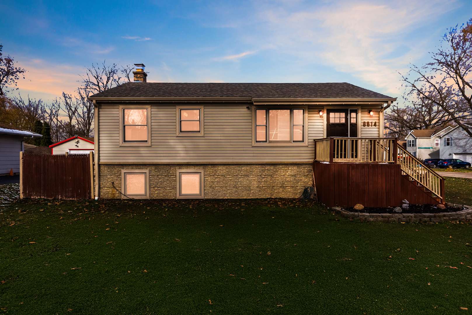 8614 Lakeview AVE, Crystal Lake, IL 60014