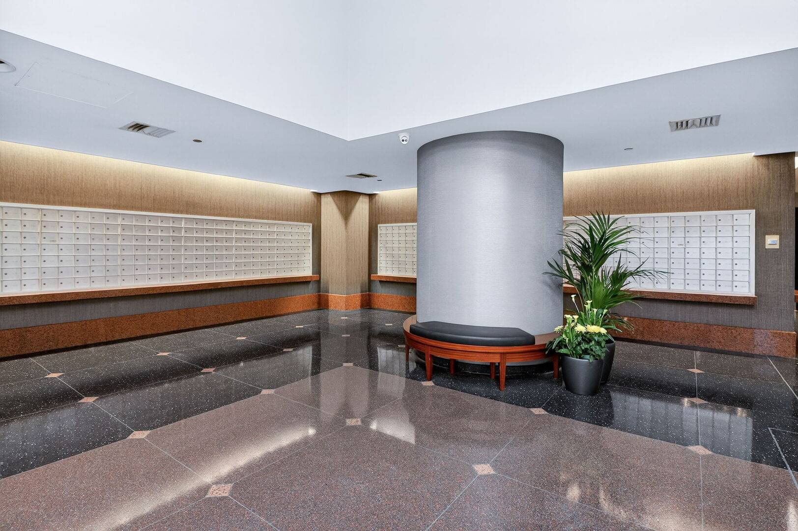 3660 N LAKE SHORE DR #1603, Chicago, IL 60613