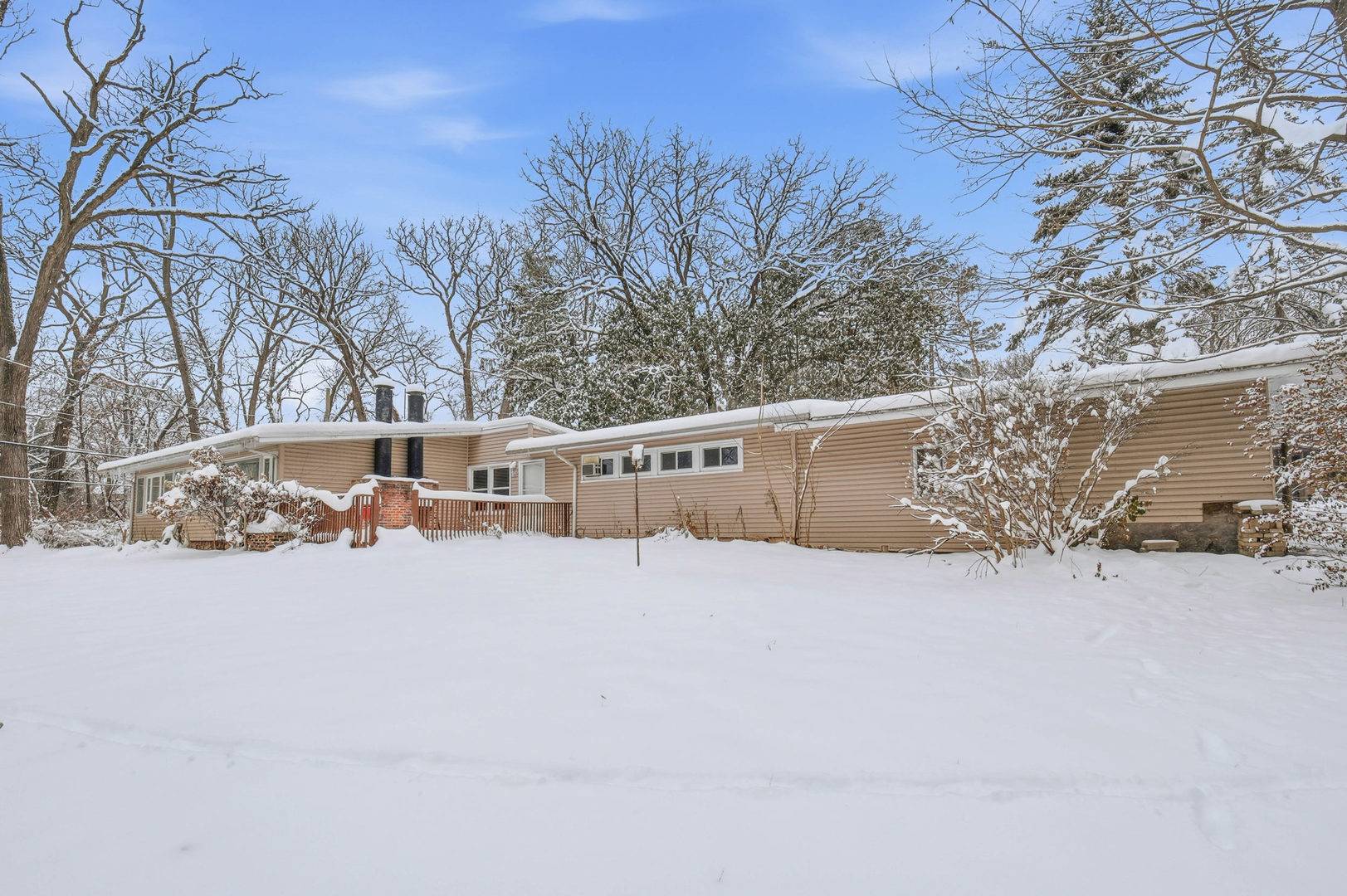529 W Creekwood DR, Palatine, IL 60074