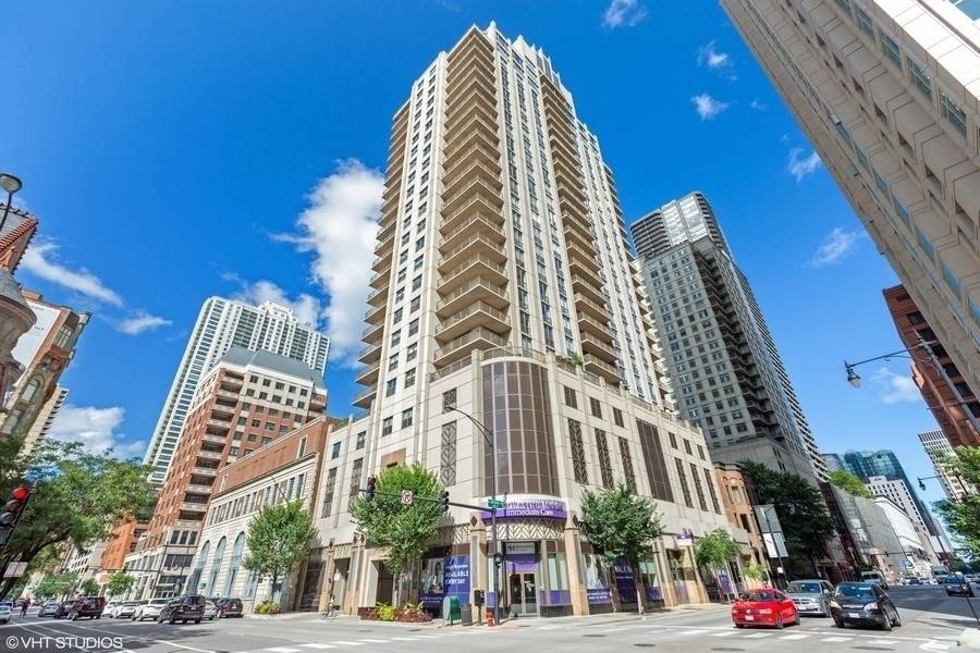 635 N DEARBORN ST #2401, Chicago, IL 60654