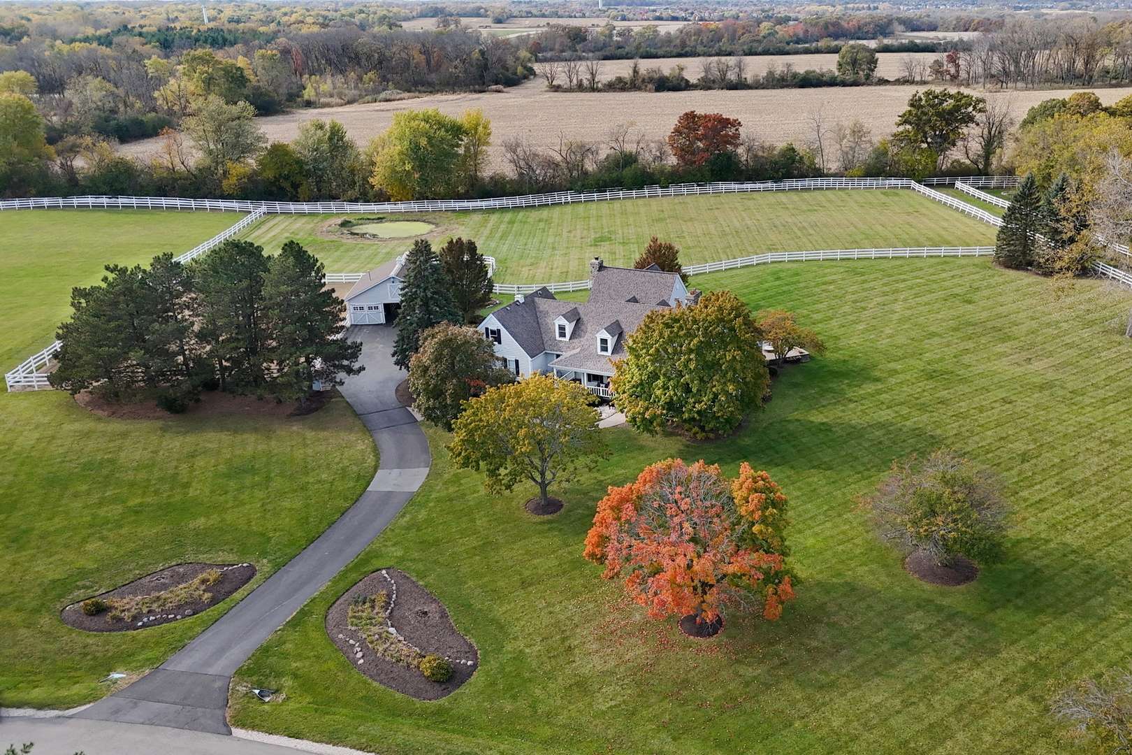 36968 N Thoroughbred DR, Old Mill Creek, IL 60083