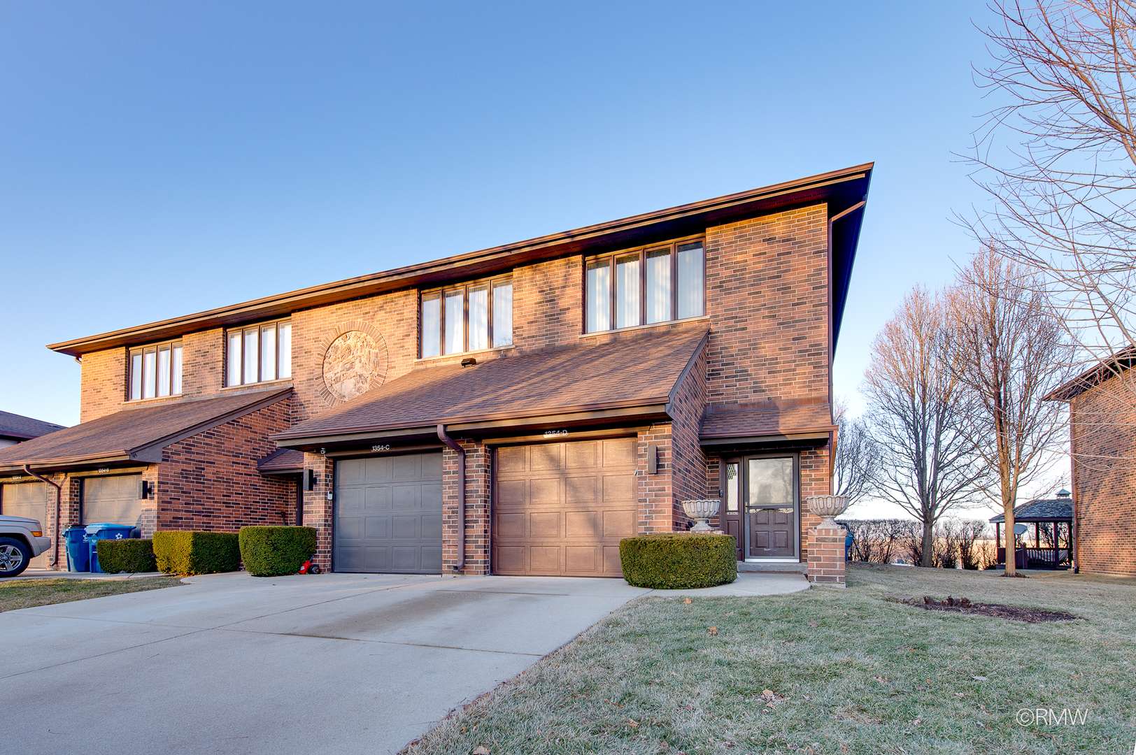 1354 W Byron AVE #D, Addison, IL 60101
