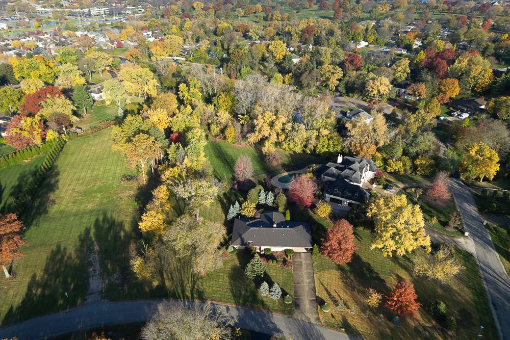 520 Ridgemoor DR, Willowbrook, IL 60527