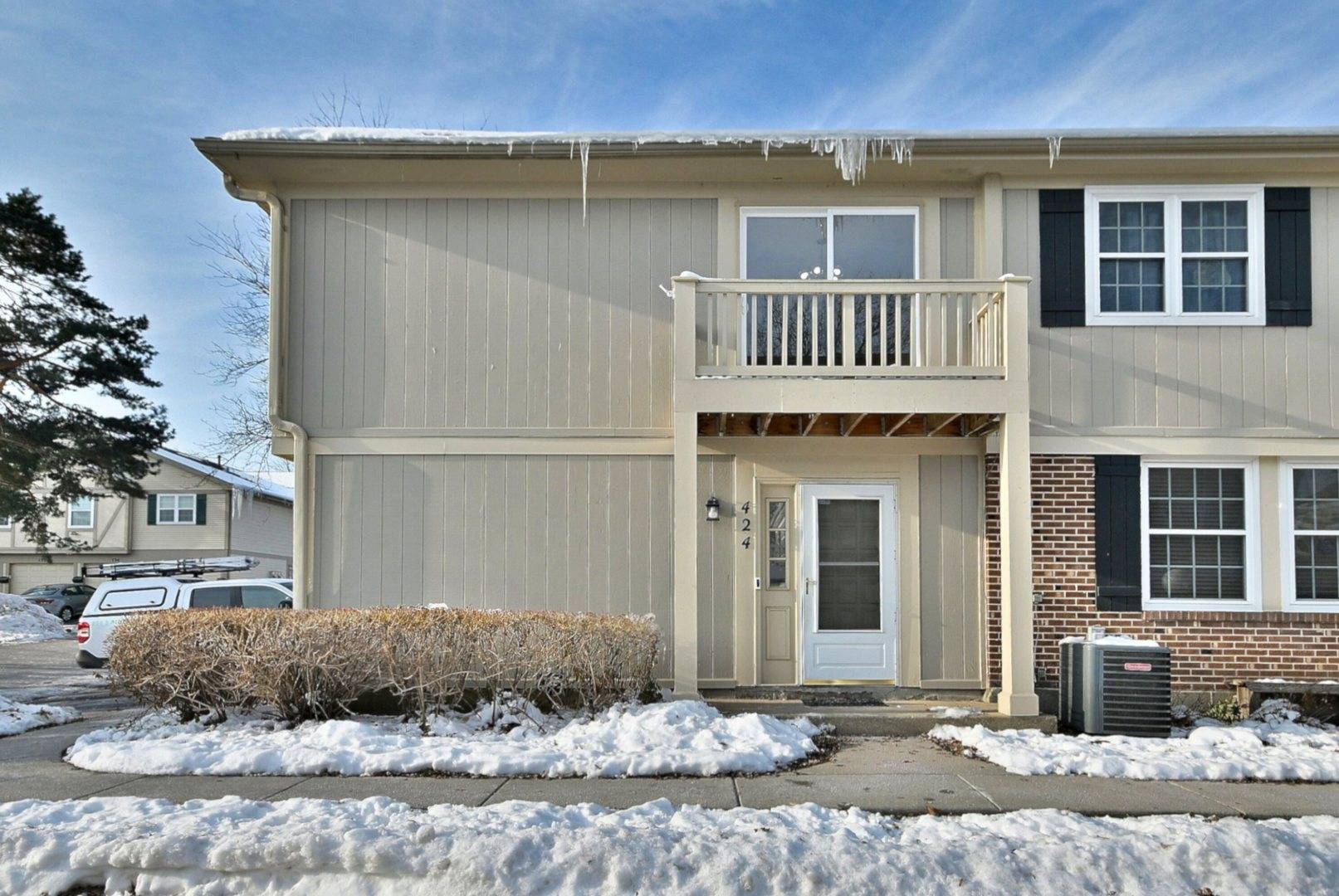 424 Muirwood CT, Vernon Hills, IL 60061