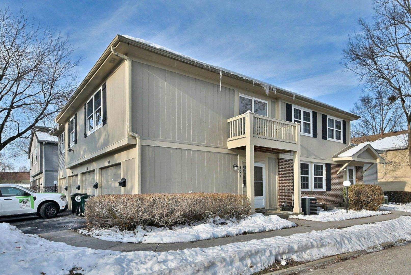 424 Muirwood CT, Vernon Hills, IL 60061