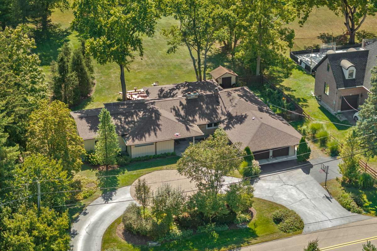 16280 W Woodbine CIR, Vernon Hills, IL 60061