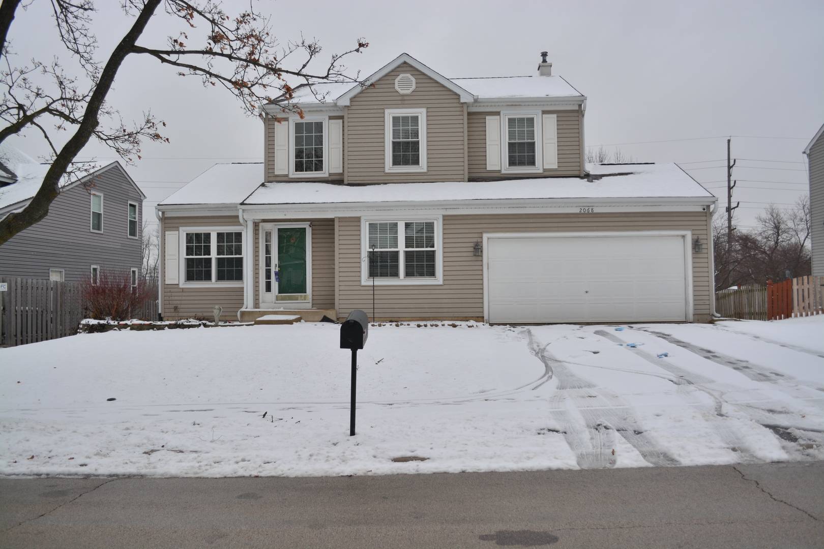 2068 NORWICH DR, Bartlett, IL 60103