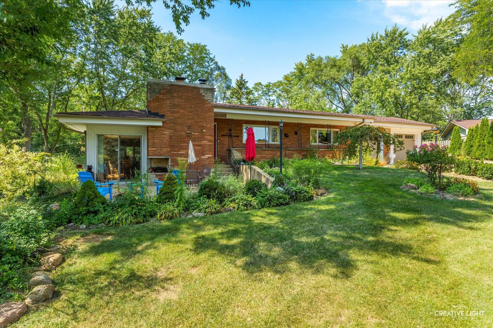 1002 Bruce DR, Elgin, IL 60120