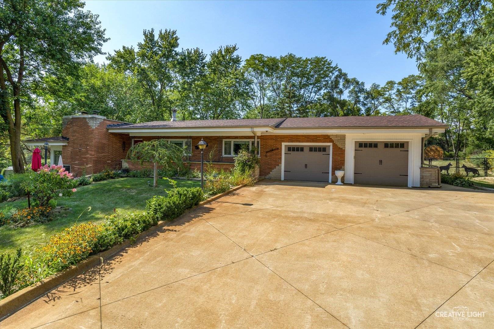 1002 Bruce DR, Elgin, IL 60120