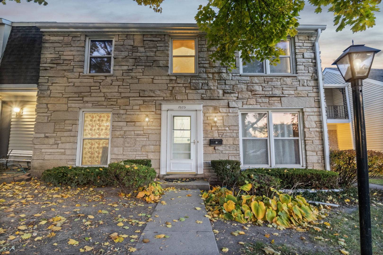 7605 Manchester MNR, Hanover Park, IL 60133