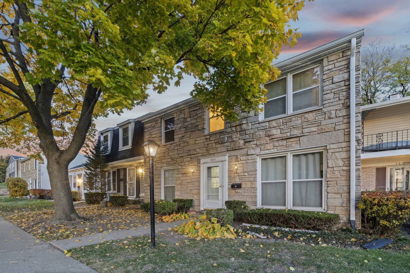 7605 Manchester MNR, Hanover Park, IL 60133