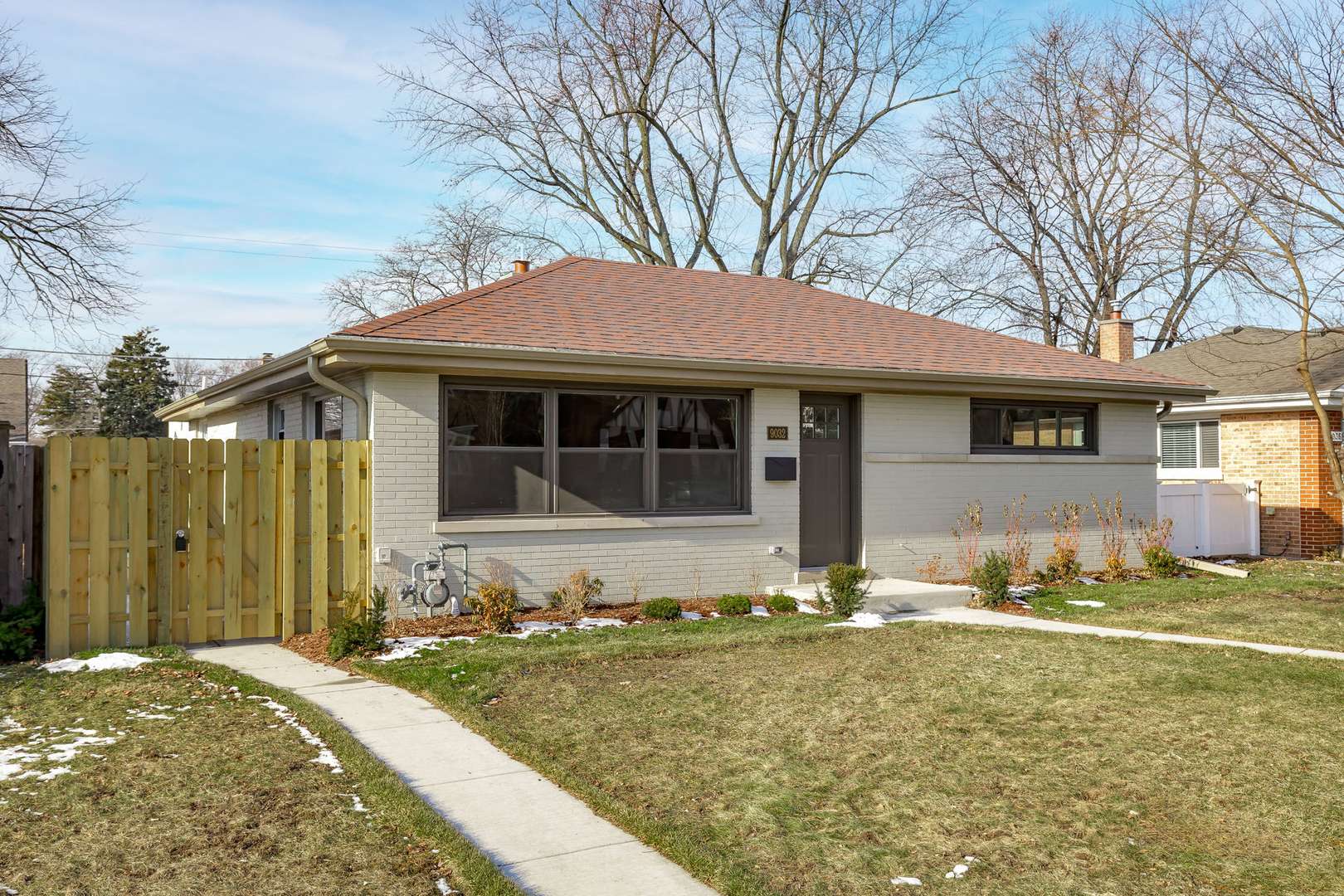 9032 Luna AVE, Morton Grove, IL 60053
