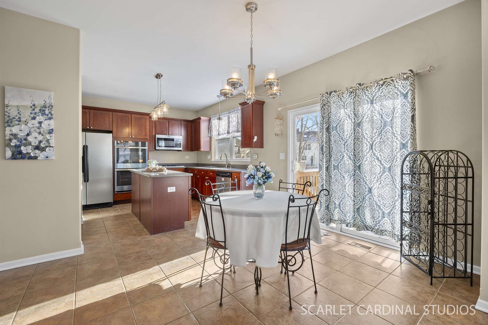 401 Bower LN, Oswego, IL 60543