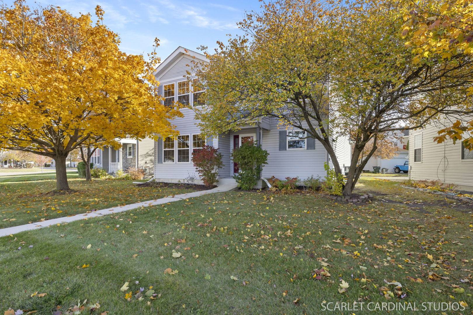 34 Waterbury CIR, Oswego, IL 60543