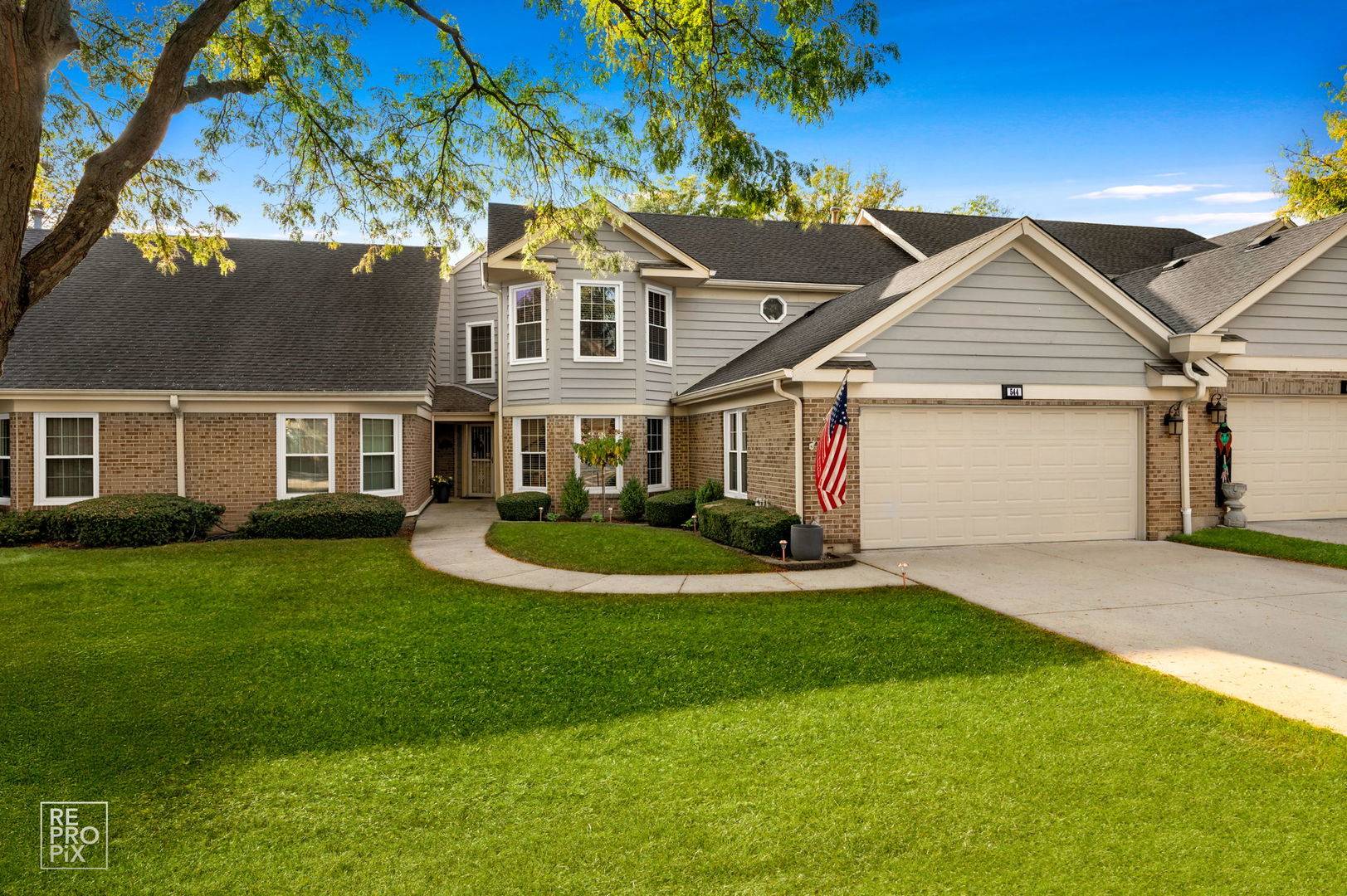 544 Philip DR, Bartlett, IL 60103