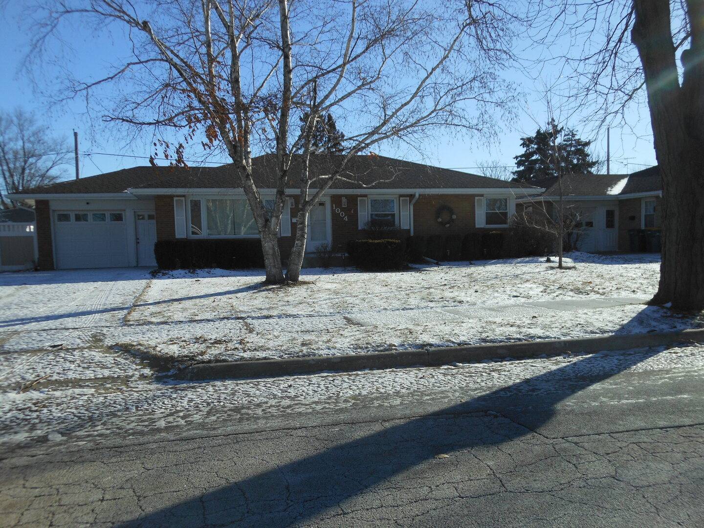 1004 Westminster RD, Joliet, IL 60435