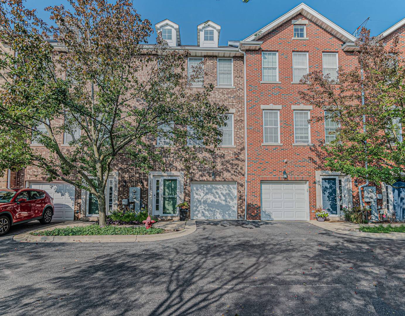 1653 Church ST, Evanston, IL 60201