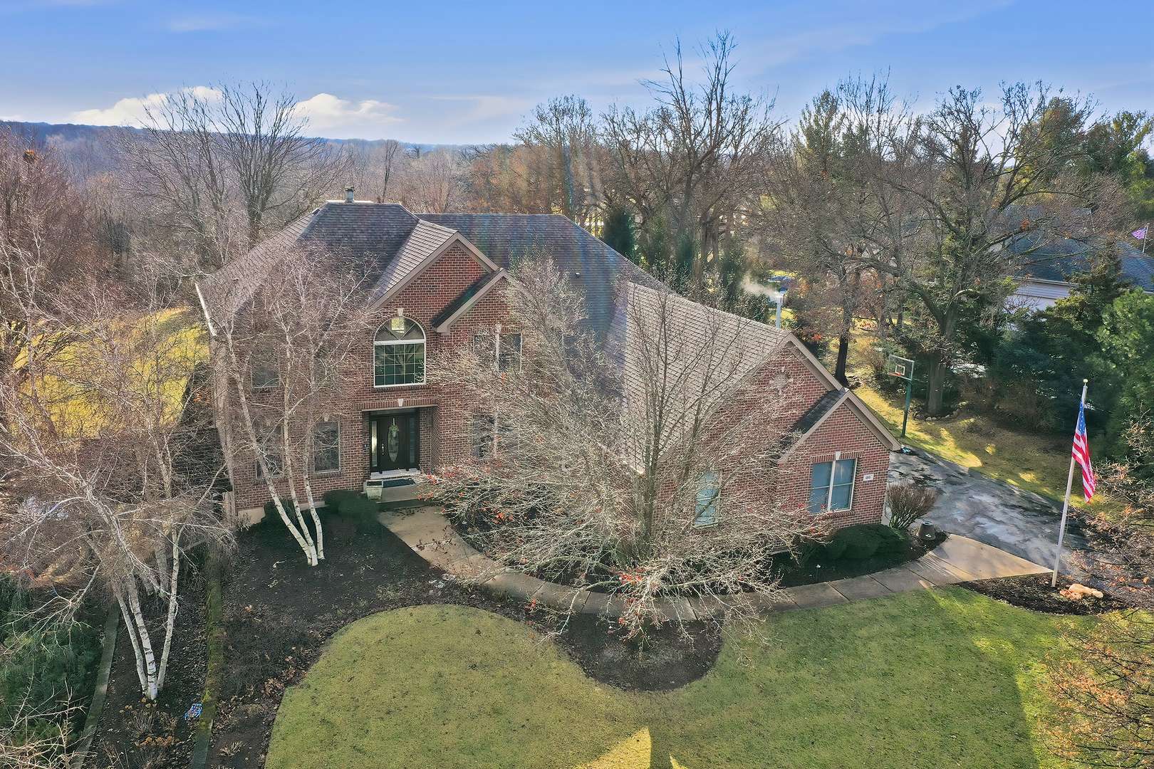 1801 Anthony LN, Mchenry, IL 60051