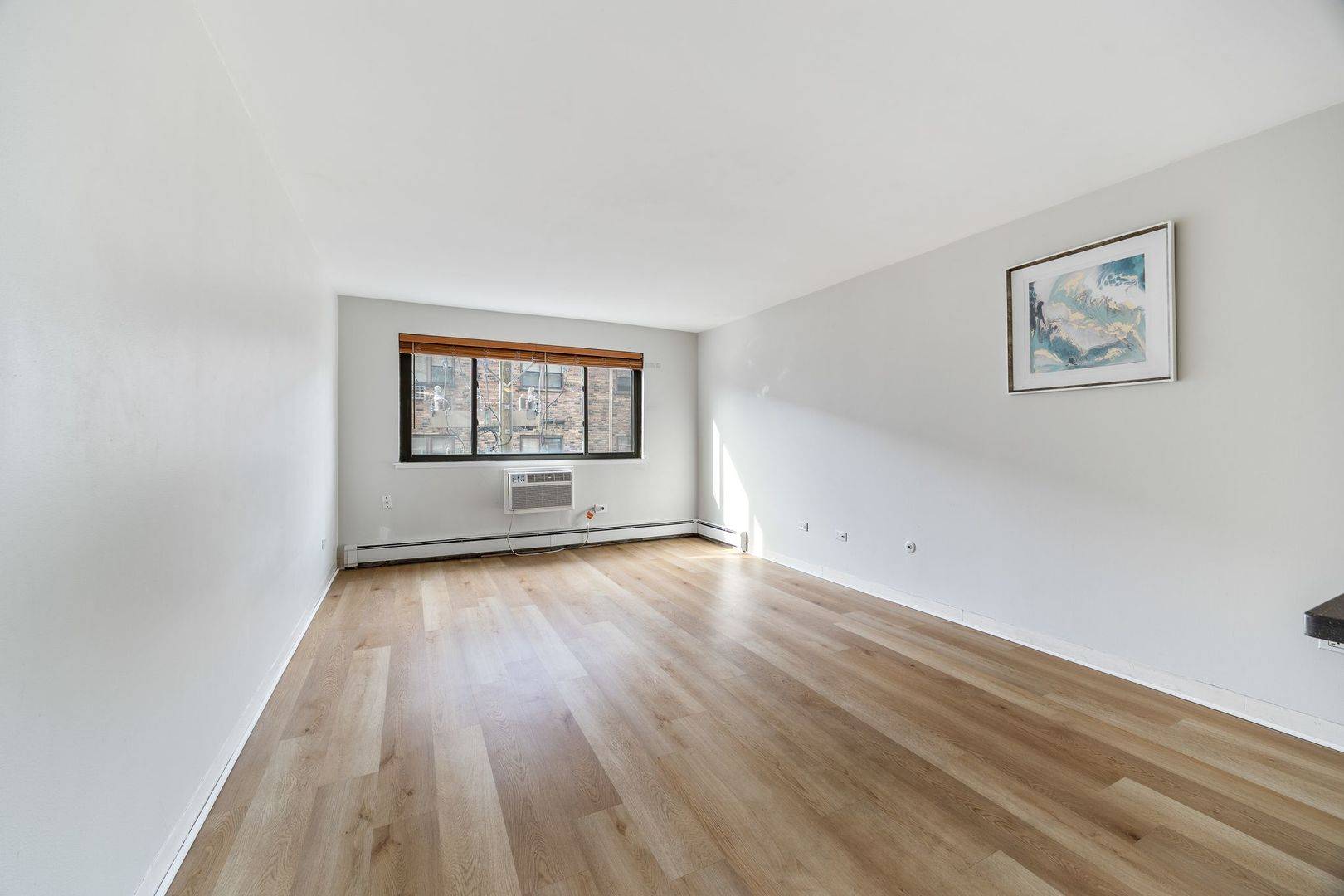 607 W Wrightwood AVE #407, Chicago, IL 60614