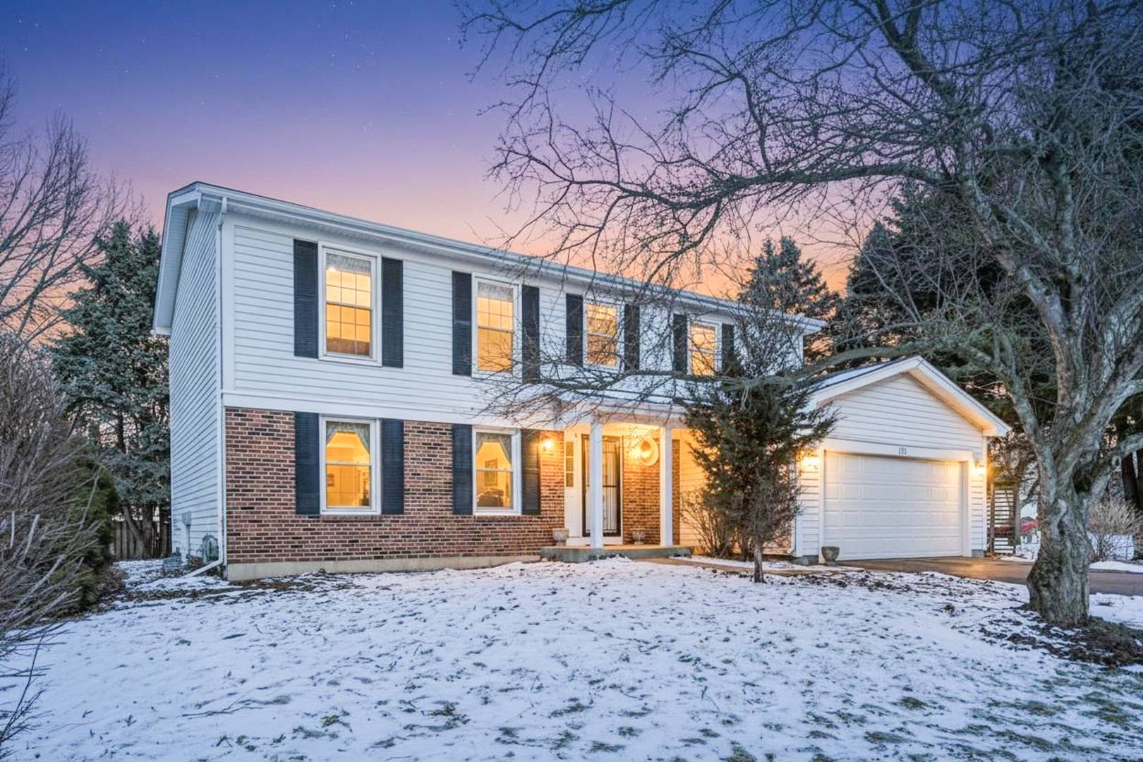 121 S Raddant RD, Batavia, IL 60510