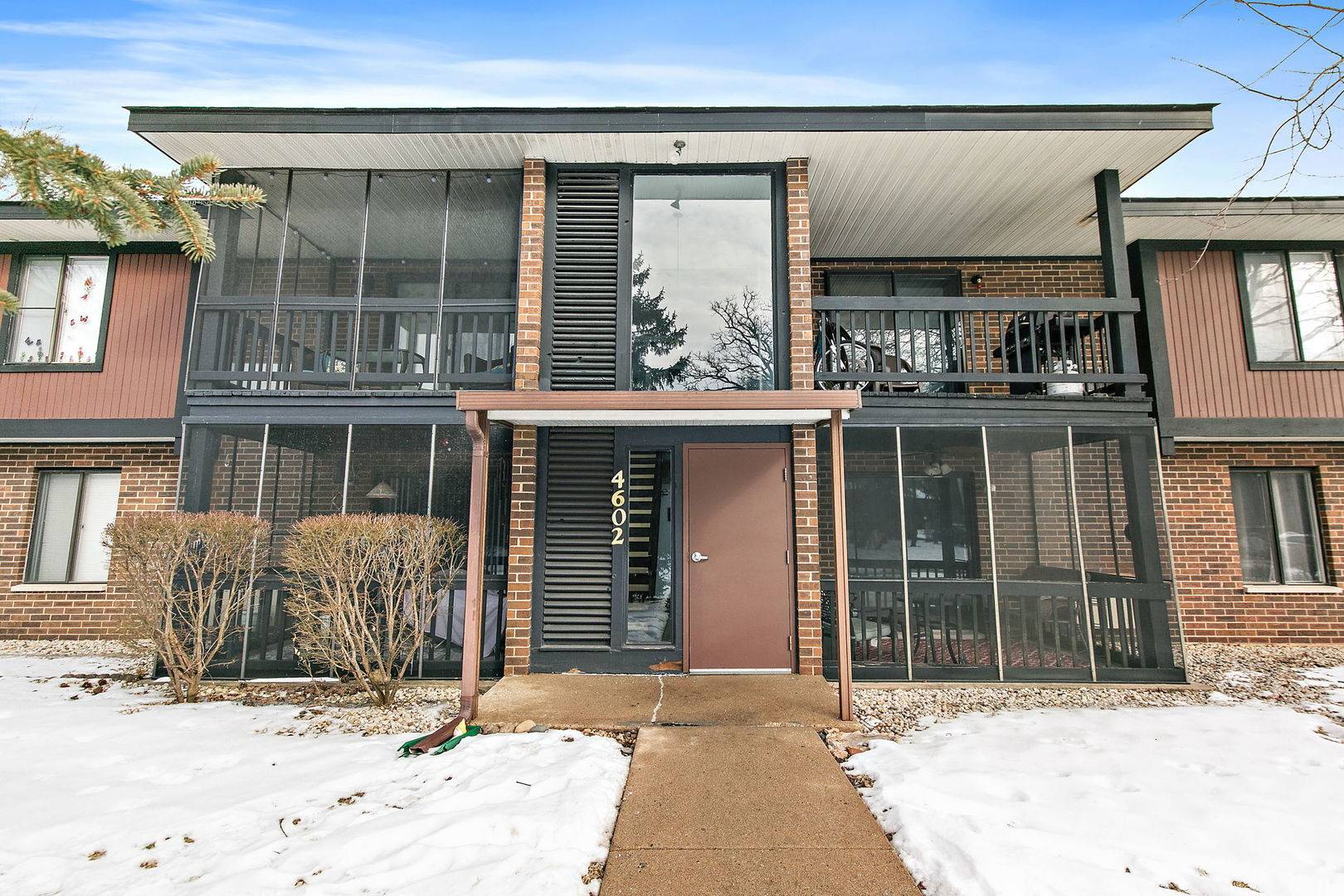 4602 W Northfox LN #7, Mchenry, IL 60050