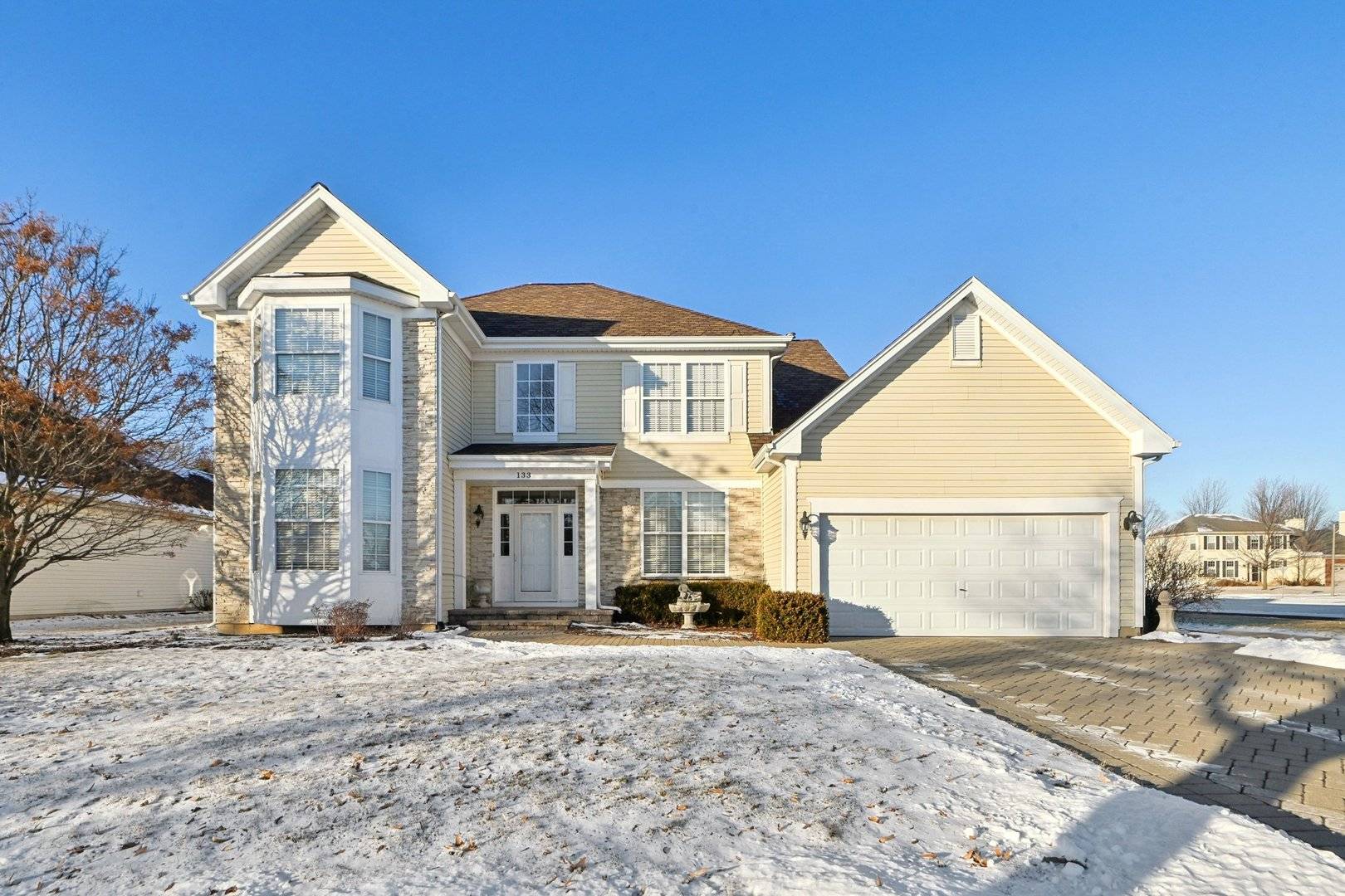 133 Caledonian AVE, Sugar Grove, IL 60554