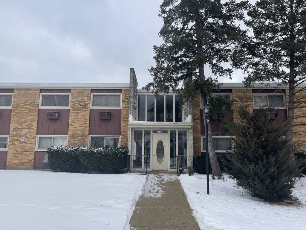 212 Collen DR #209, Lombard, IL 60148